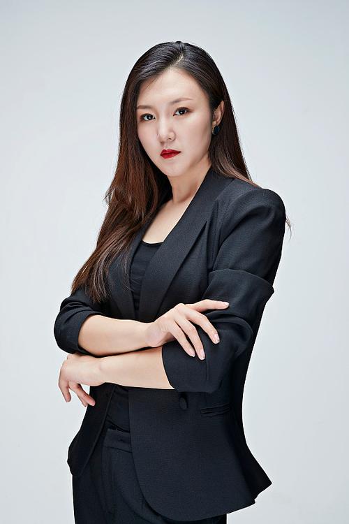 杨林 视觉与舞美负责人